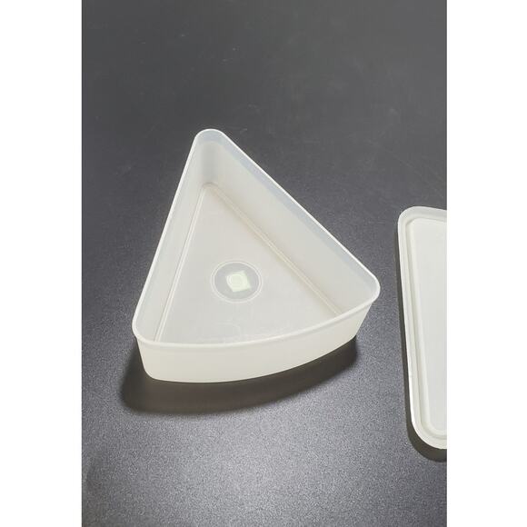 Vintage Tupperware Pie Slice Keeper Sheer Wedge  269 w/Lid  268 - Picture 4 of 4